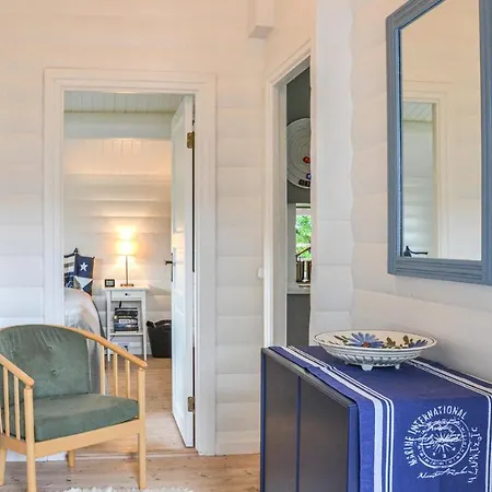 Amazing In W/ 4 Bedrooms 度假居 Ølsted