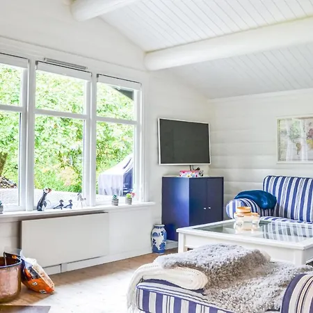 Amazing In W/ 4 Bedrooms * Ølsted